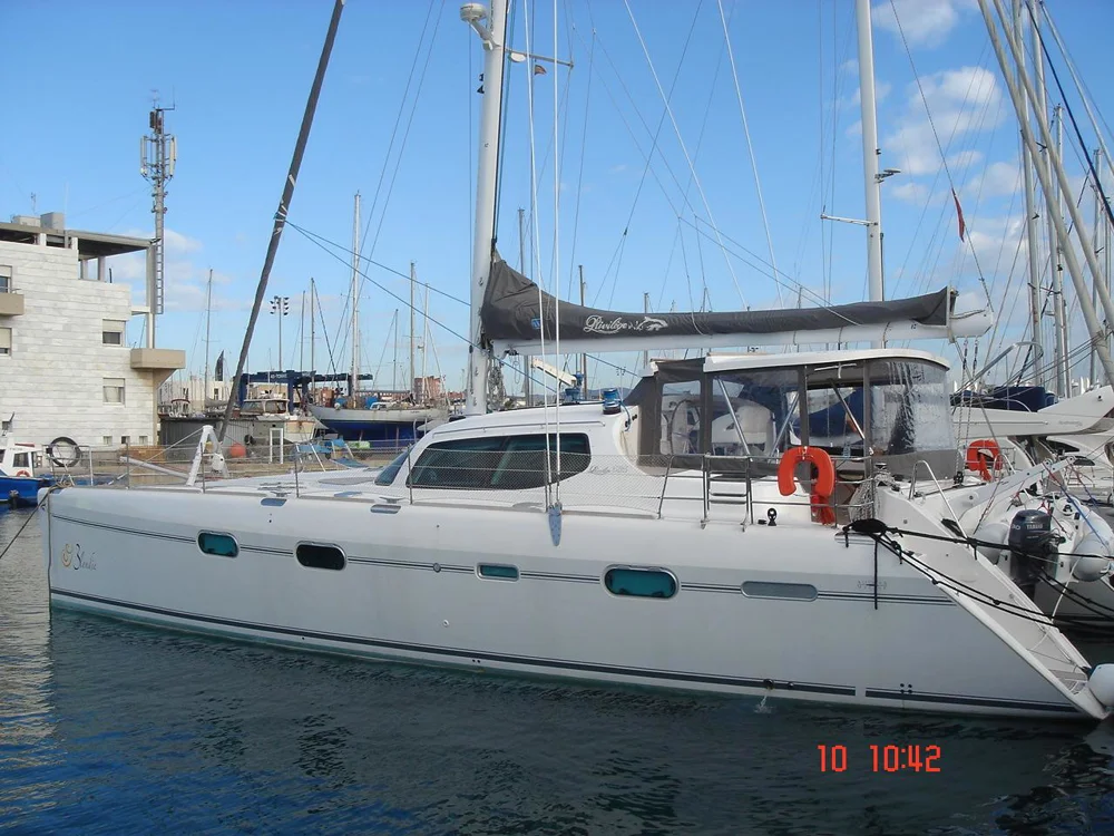BoatPhoto.coverAlt