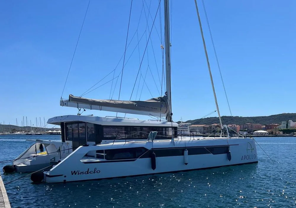 BoatPhoto.coverAlt