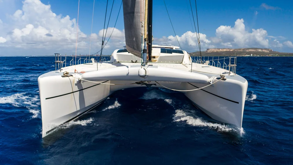 BoatPhoto.coverAlt