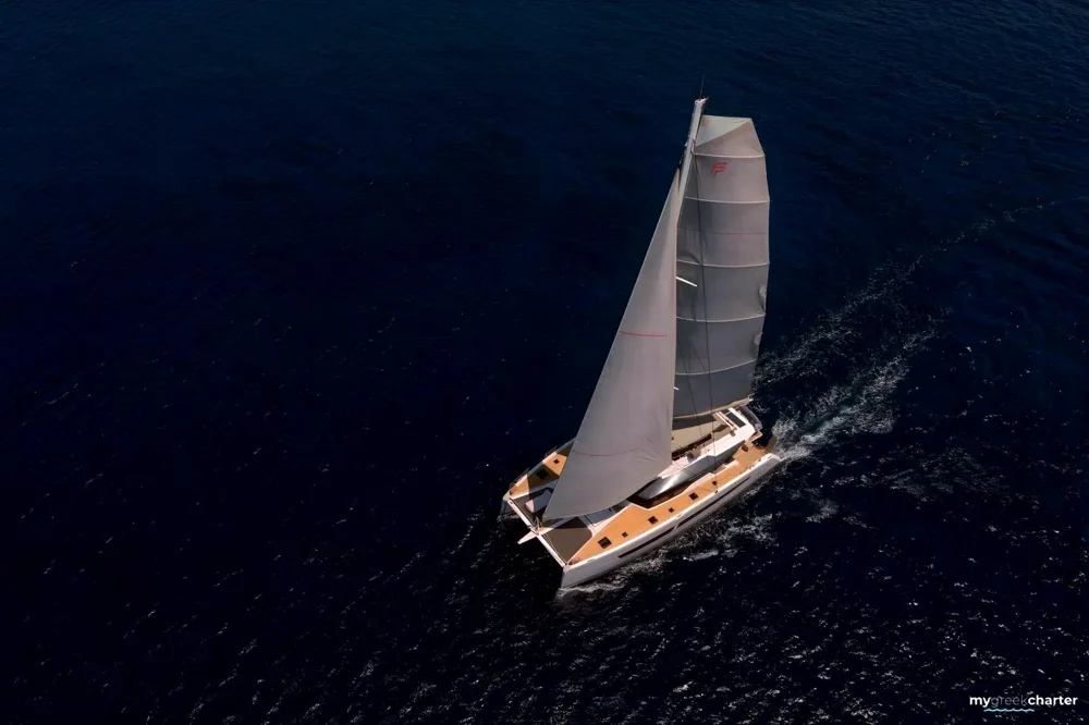 BoatPhoto.coverAlt