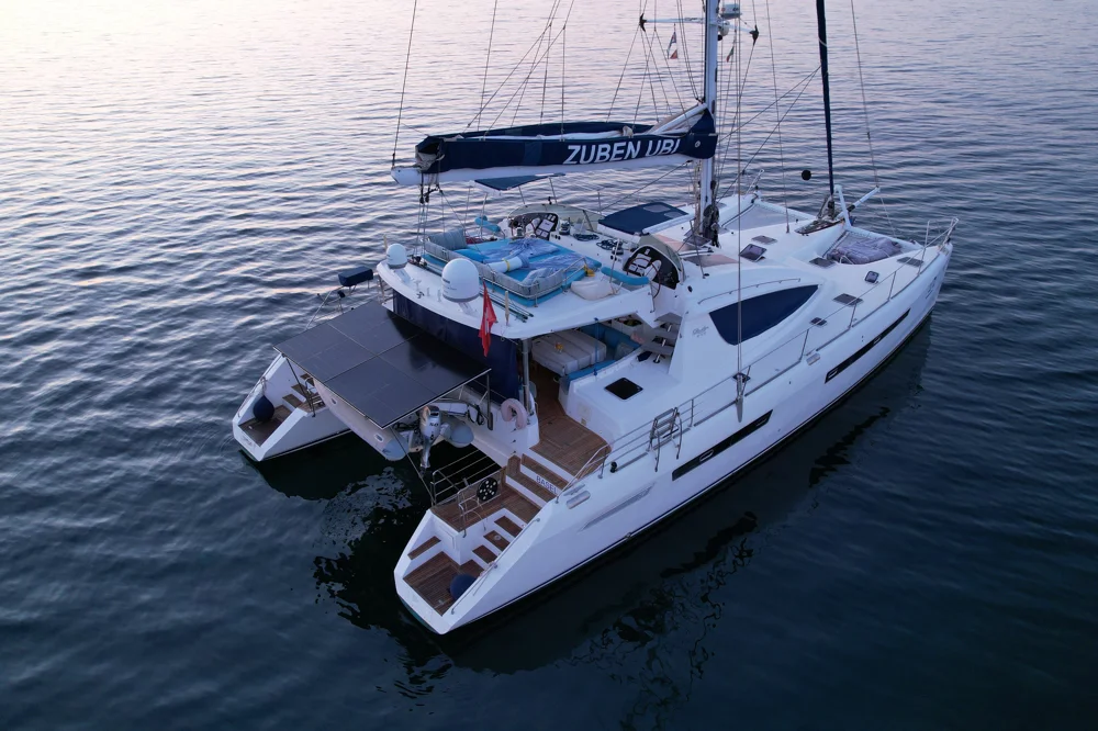 BoatPhoto.alt