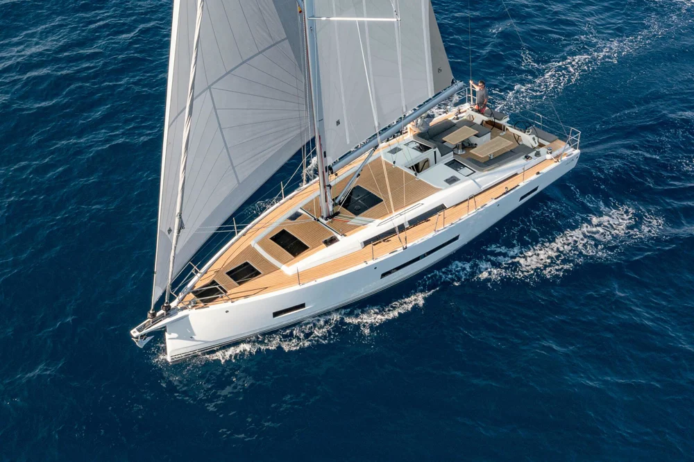 BoatPhoto.coverAlt