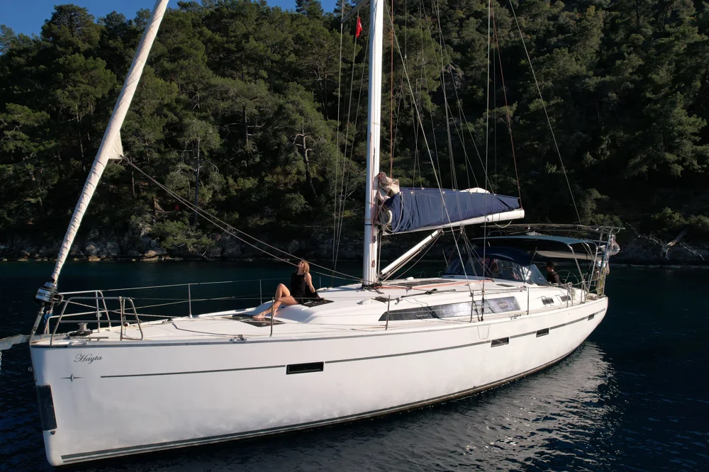 BoatPhoto.coverAlt