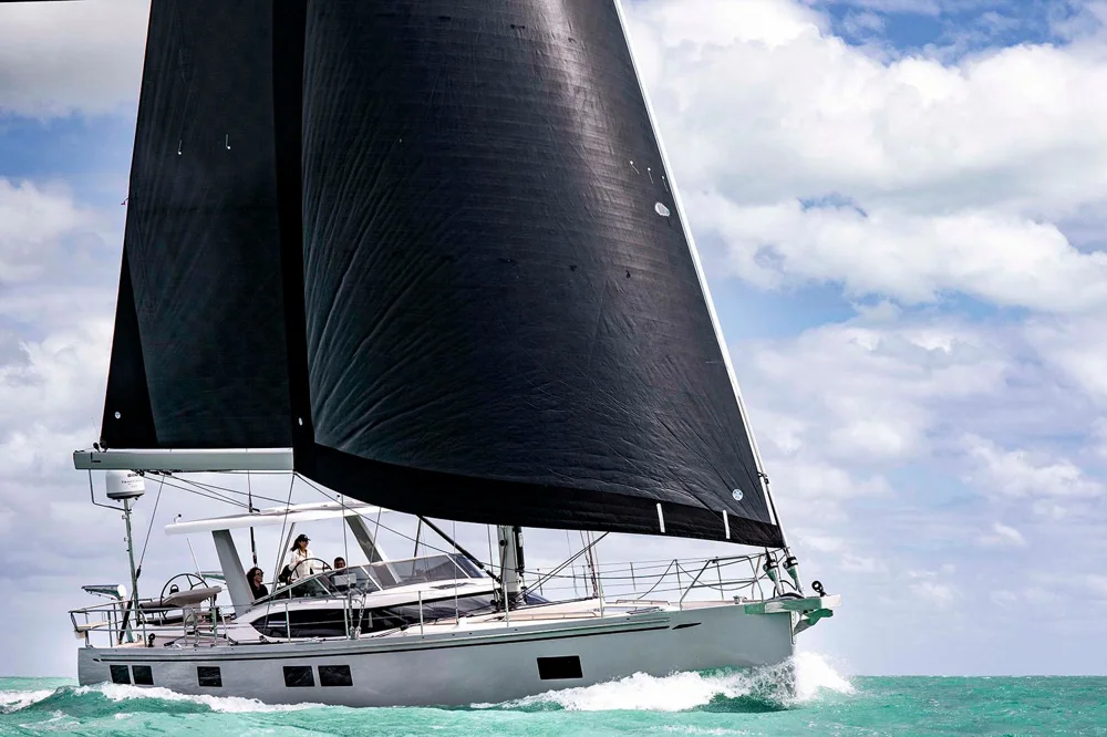 BoatPhoto.coverAlt