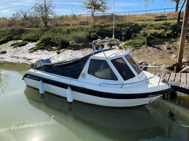 BoatPhoto.alt