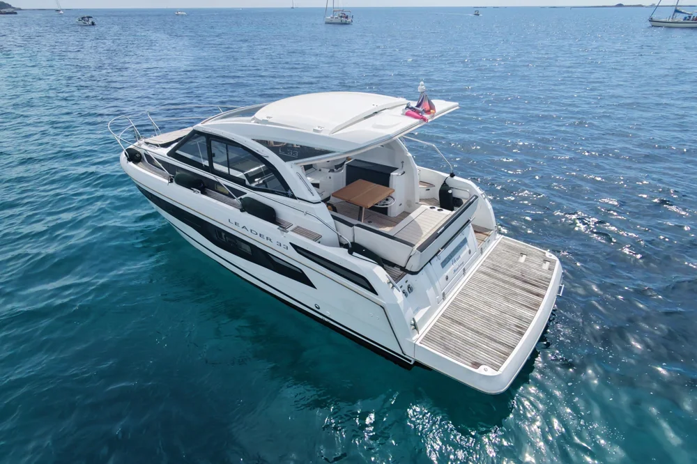 BoatPhoto.coverAlt
