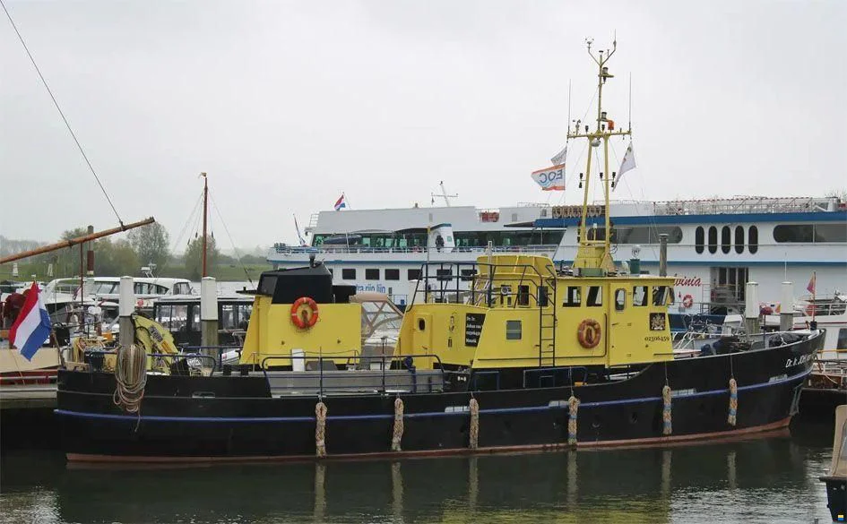 BoatPhoto.alt