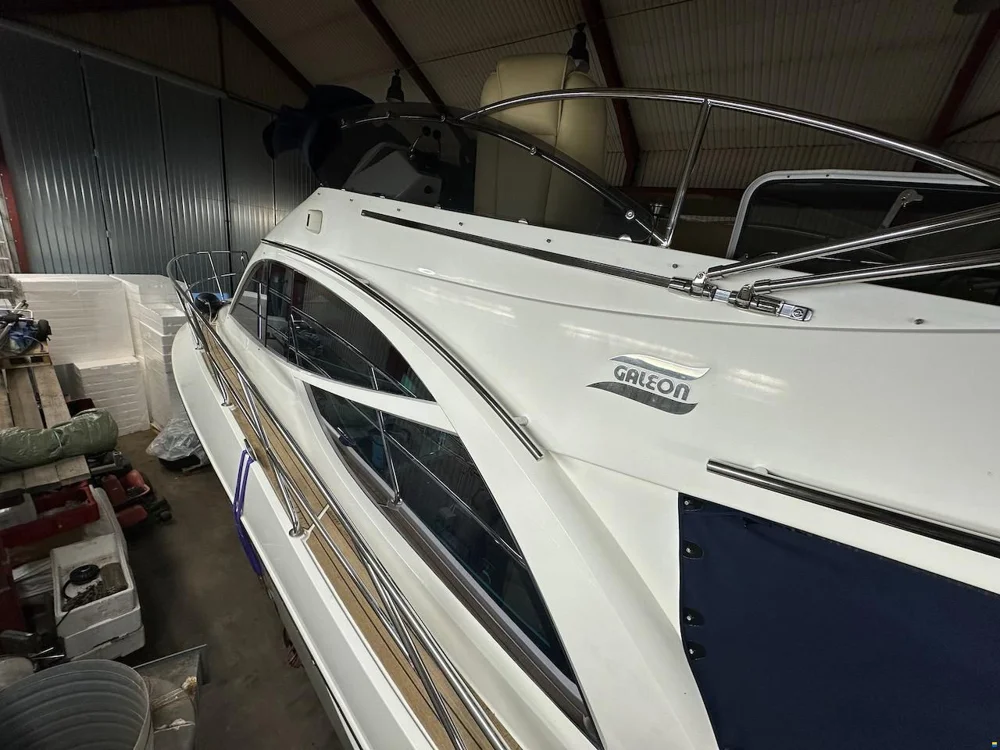 BoatPhoto.coverAlt