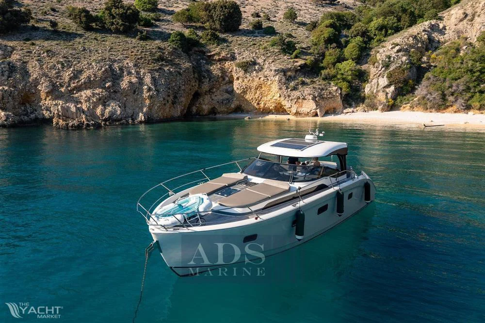 BoatPhoto.coverAlt