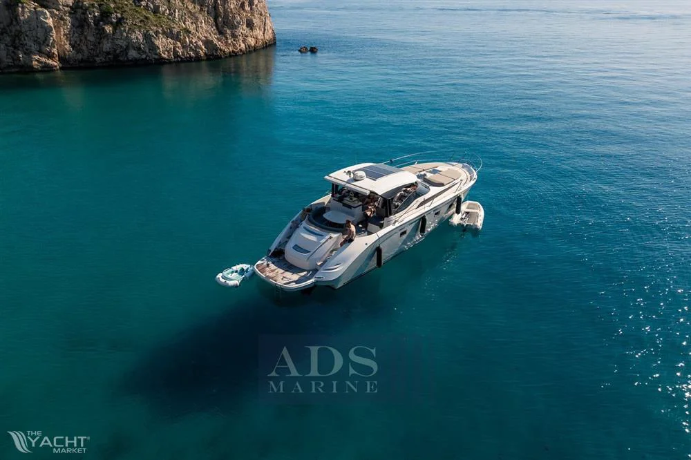 BoatPhoto.alt