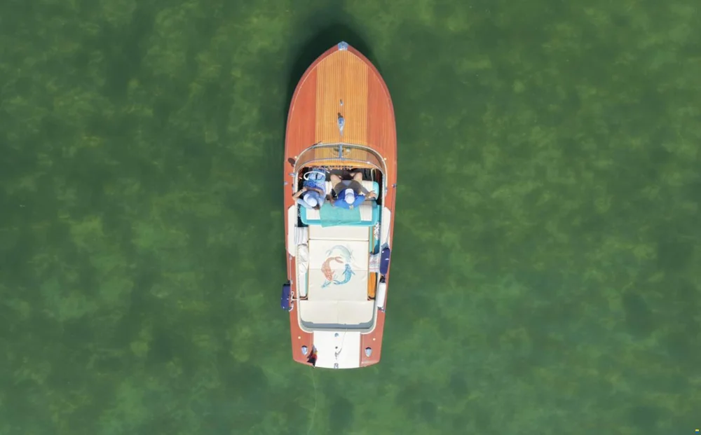 BoatPhoto.coverAlt