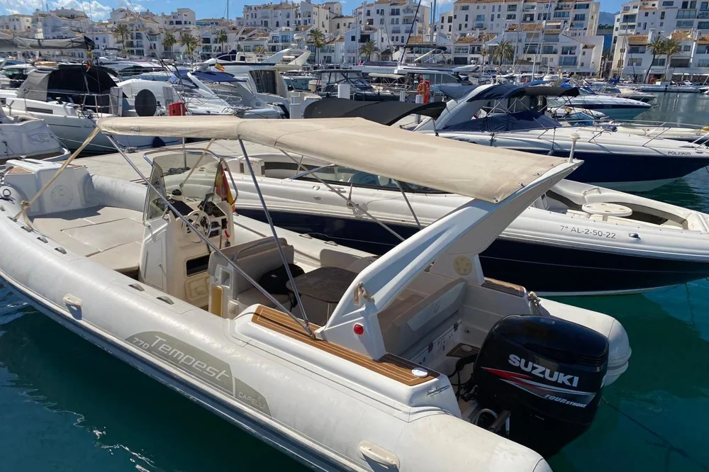 BoatPhoto.alt