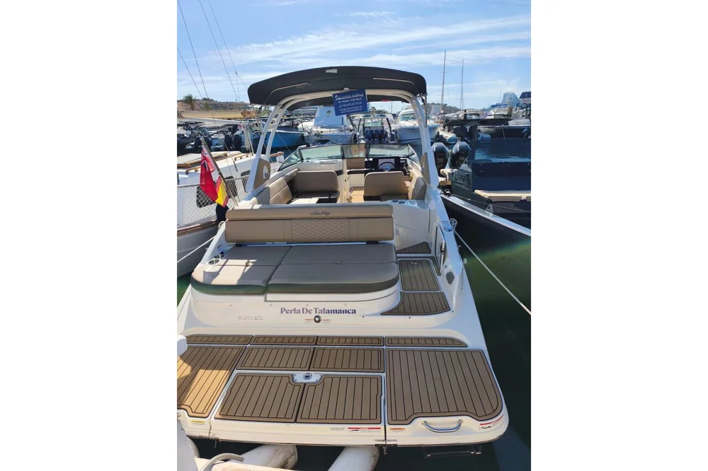 BoatPhoto.coverAlt