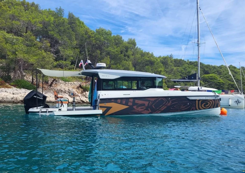 BoatPhoto.coverAlt