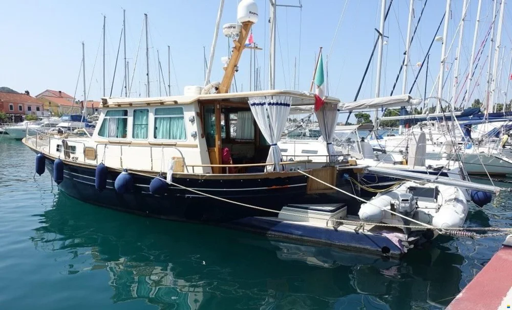 BoatPhoto.coverAlt
