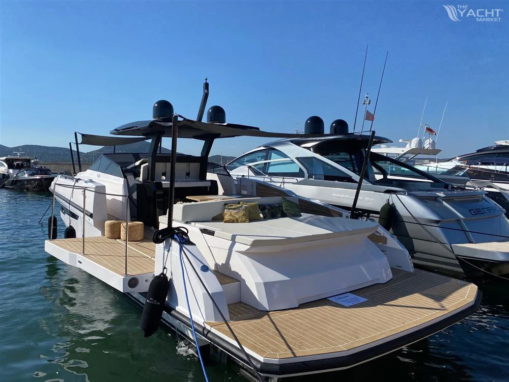 BoatPhoto.alt