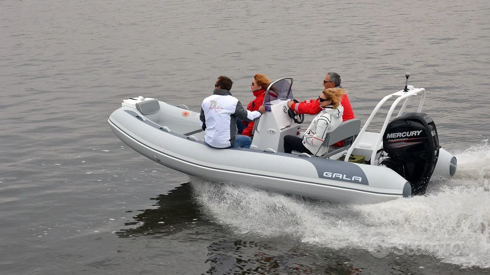 BoatPhoto.coverAlt