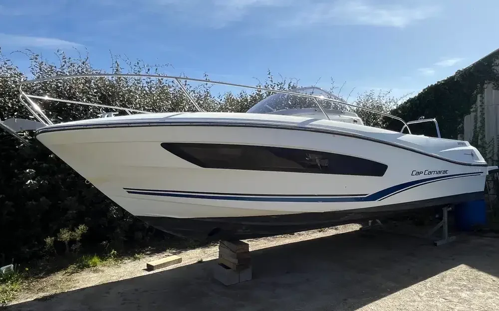 BoatPhoto.coverAlt