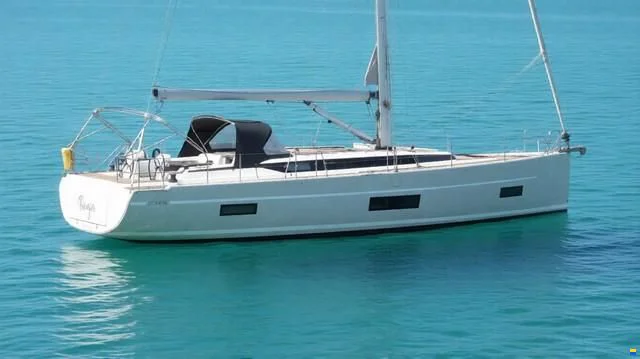 BoatPhoto.coverAlt