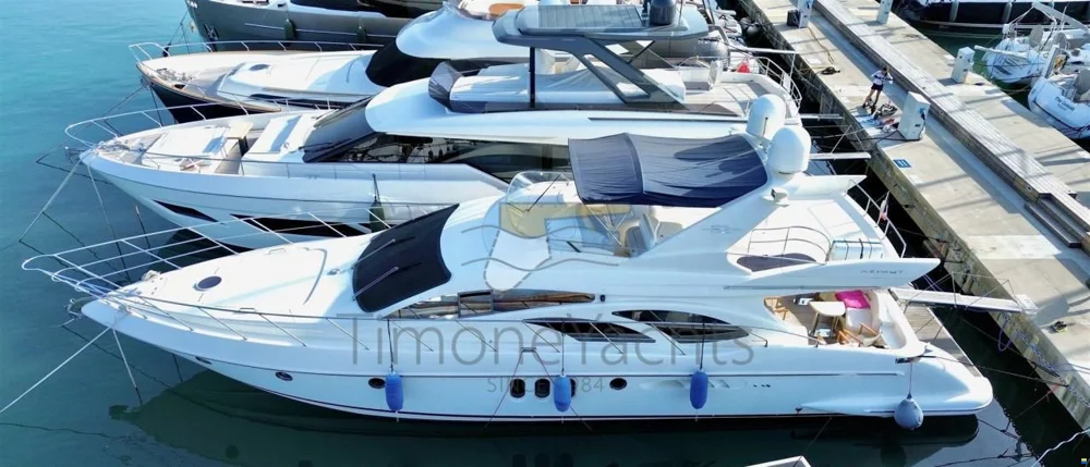 BoatPhoto.coverAlt