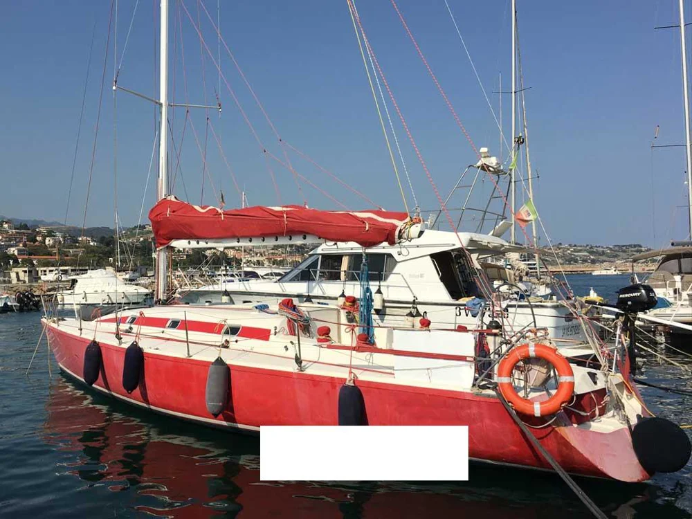 BoatPhoto.coverAlt