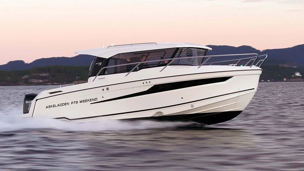 BoatPhoto.coverAlt