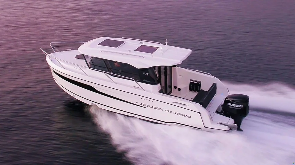 BoatPhoto.alt