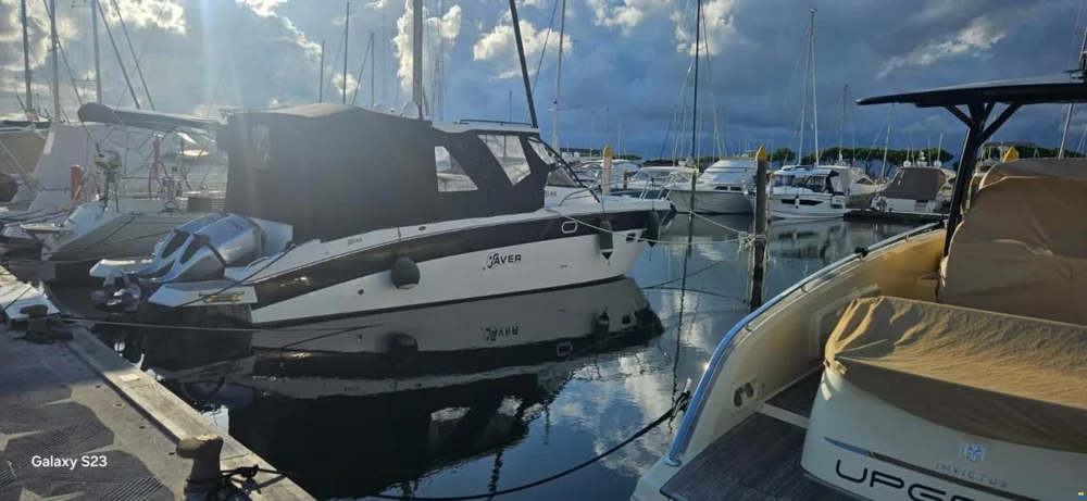 BoatPhoto.alt