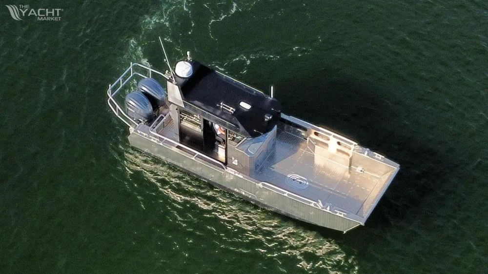BoatPhoto.coverAlt