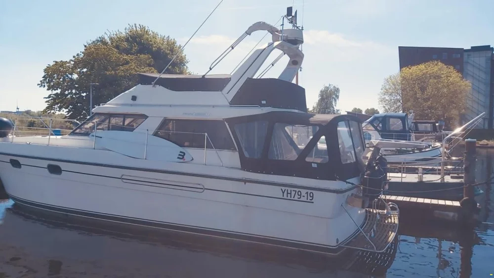 BoatPhoto.alt