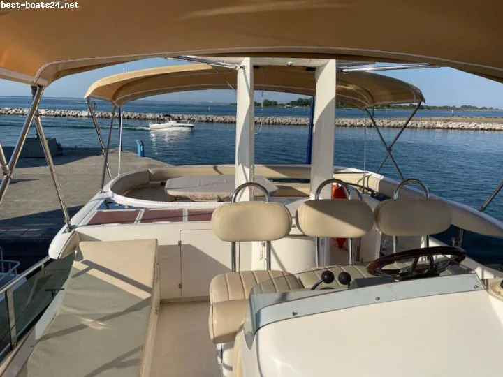 BoatPhoto.alt