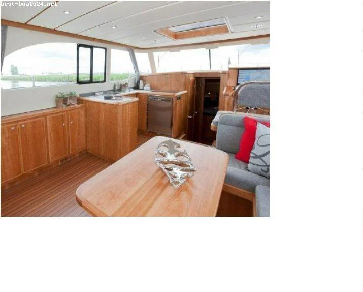 BoatPhoto.alt