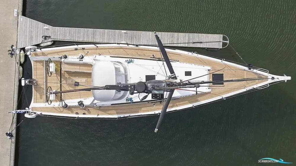 BoatPhoto.alt
