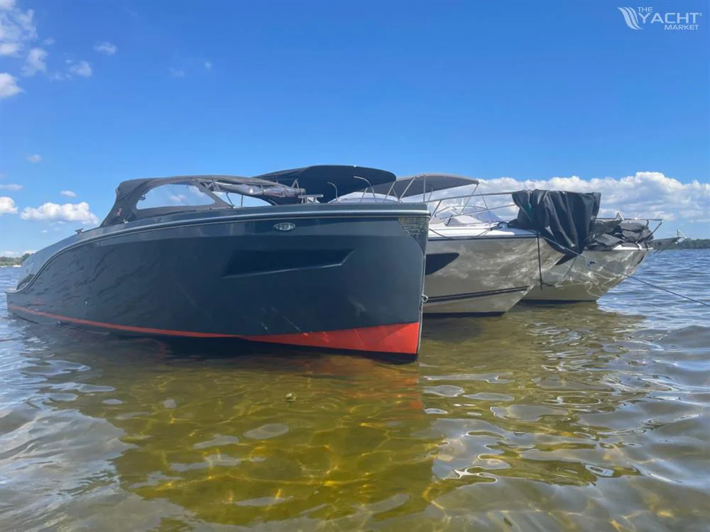BoatPhoto.coverAlt