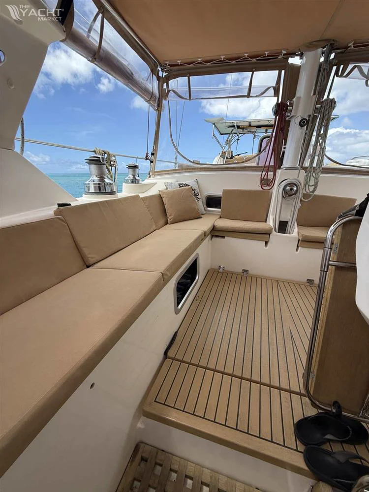 2010 Amel 54 for sale in Martinique, photo 5 of 5