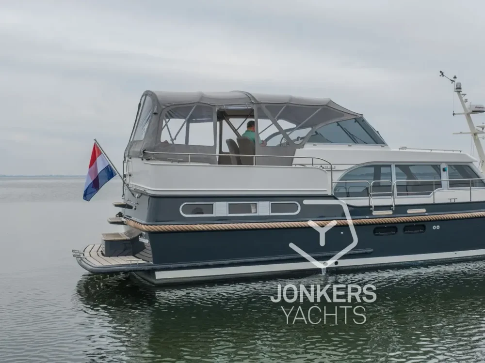 BoatPhoto.alt