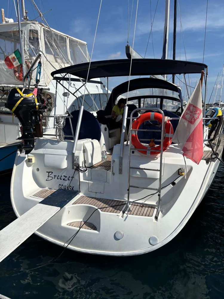 BoatPhoto.coverAlt