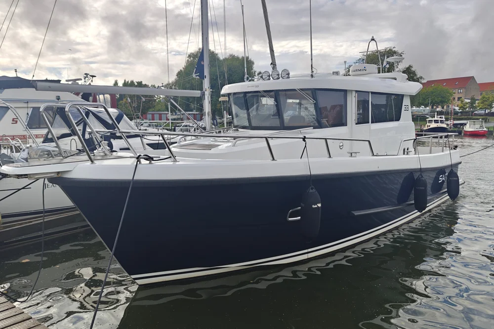 BoatPhoto.coverAlt