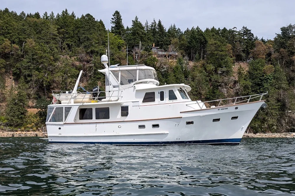 BoatPhoto.coverAlt