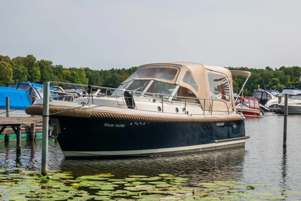 BoatPhoto.coverAlt