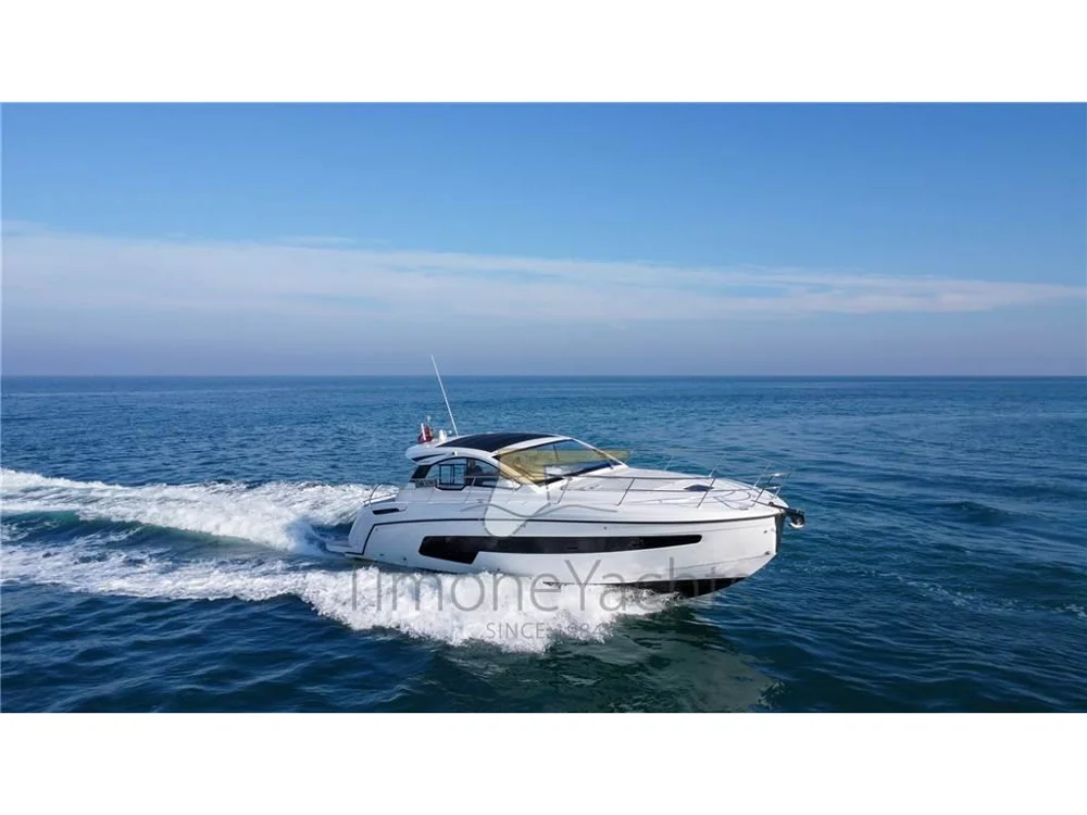 BoatPhoto.coverAlt