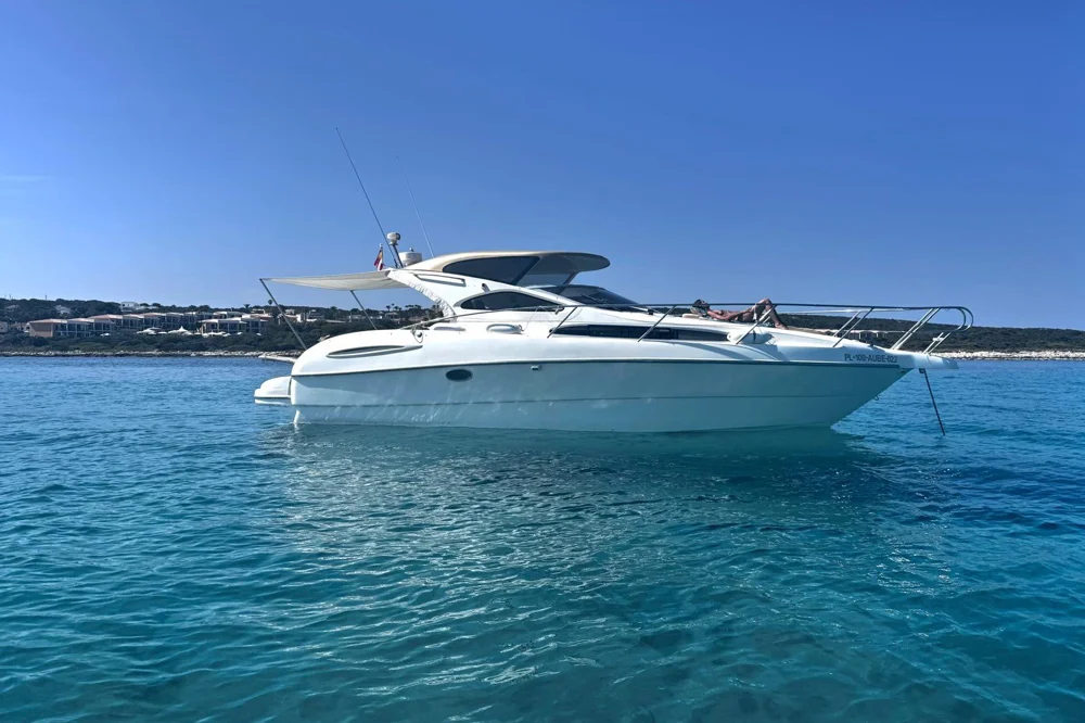 BoatPhoto.coverAlt