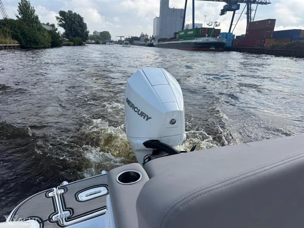 BoatPhoto.alt