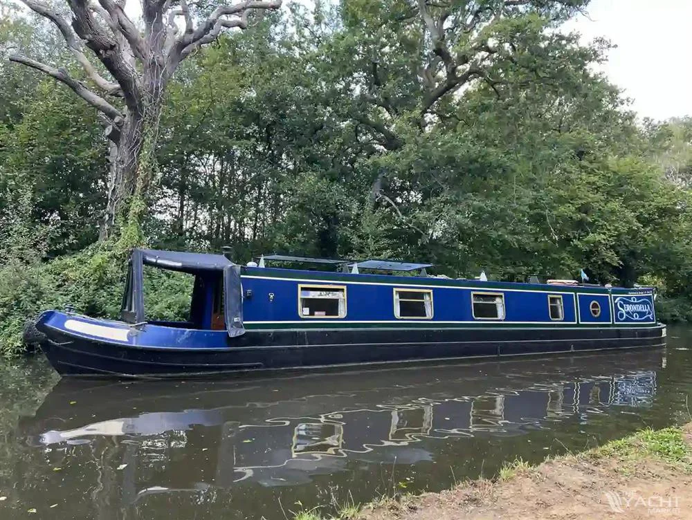BoatPhoto.alt