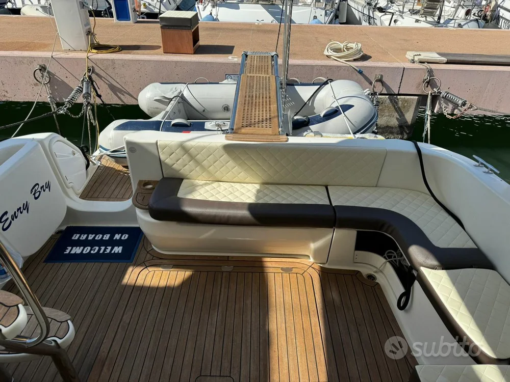 BoatPhoto.alt