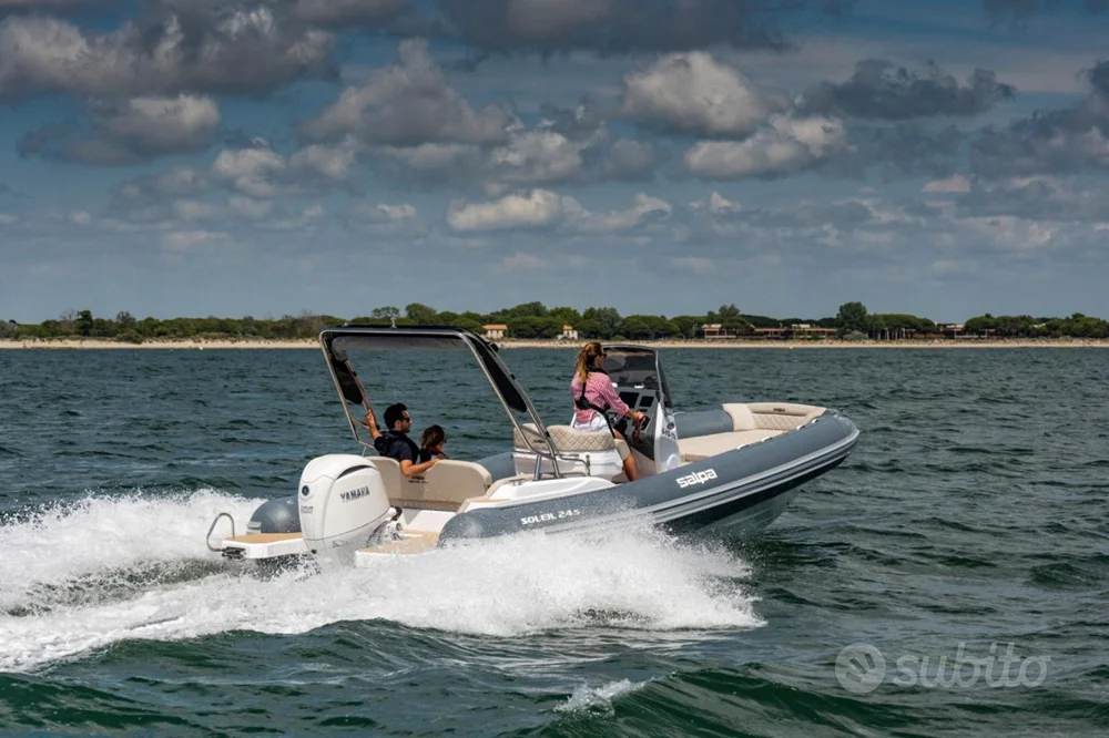 BoatPhoto.coverAlt