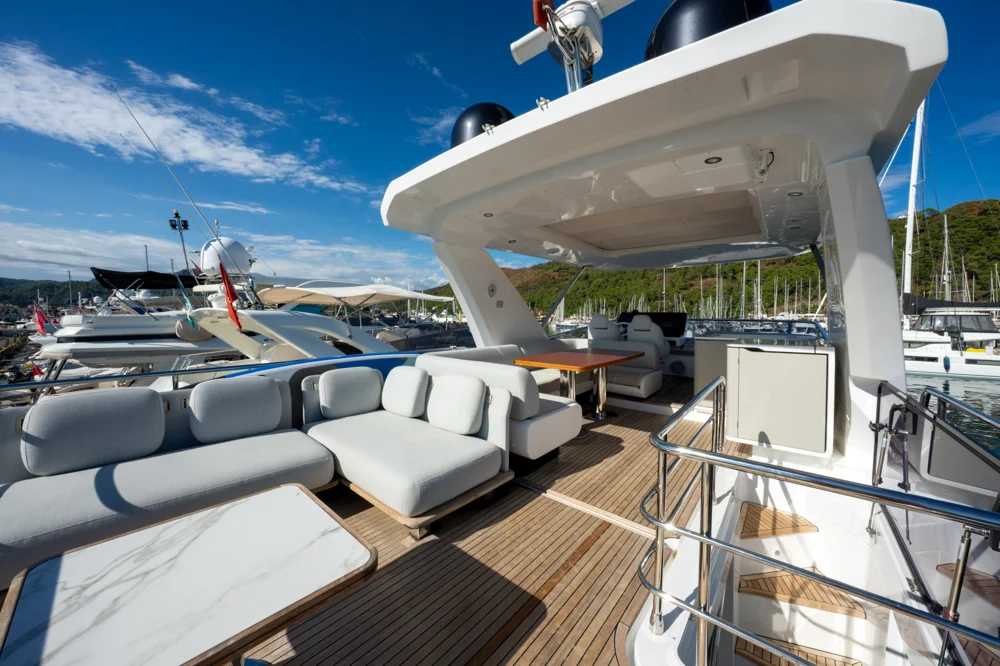 BoatPhoto.alt