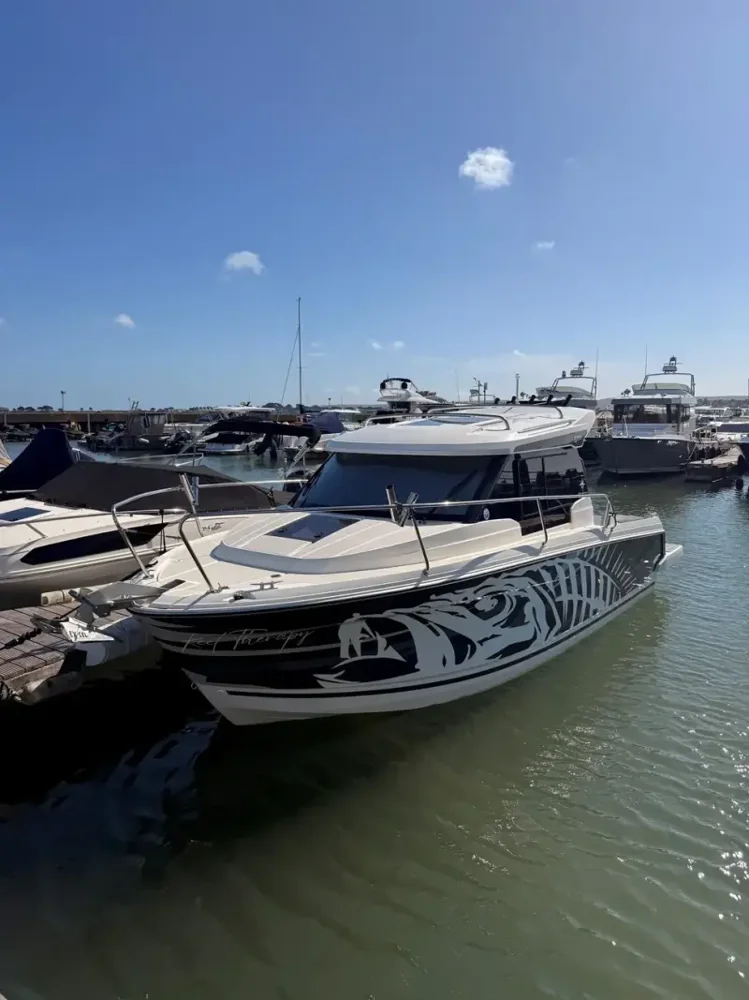 BoatPhoto.coverAlt