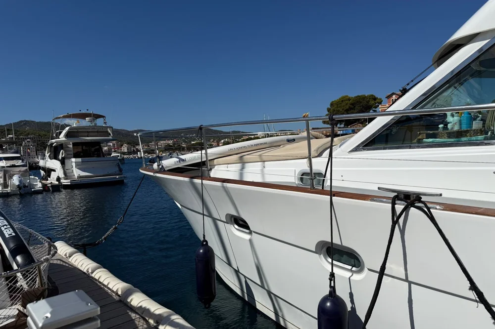 BoatPhoto.alt