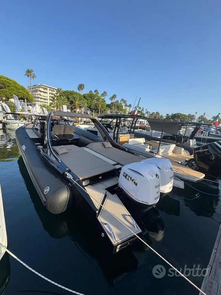 BoatPhoto.coverAlt